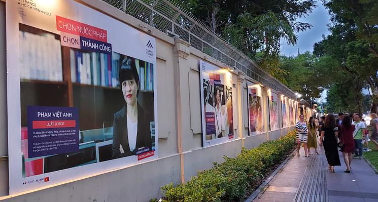 Exposition photo au consulat français du Vietnam