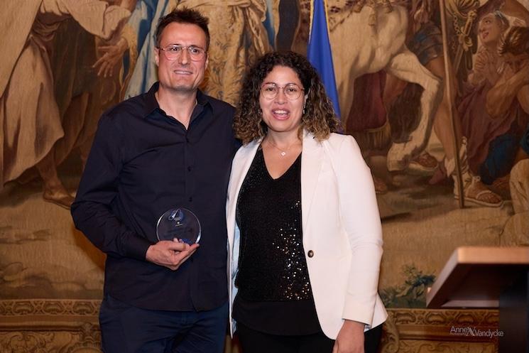 Fabien Lamaison et Laila Benameur, Directrice du programme AquaEntrepreneur pour Aqua Action (crédit : Anne Vandycke)