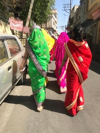 Femmes en sari à Pondichéry