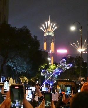 feu d'artifice hong kong nouvel an 2023