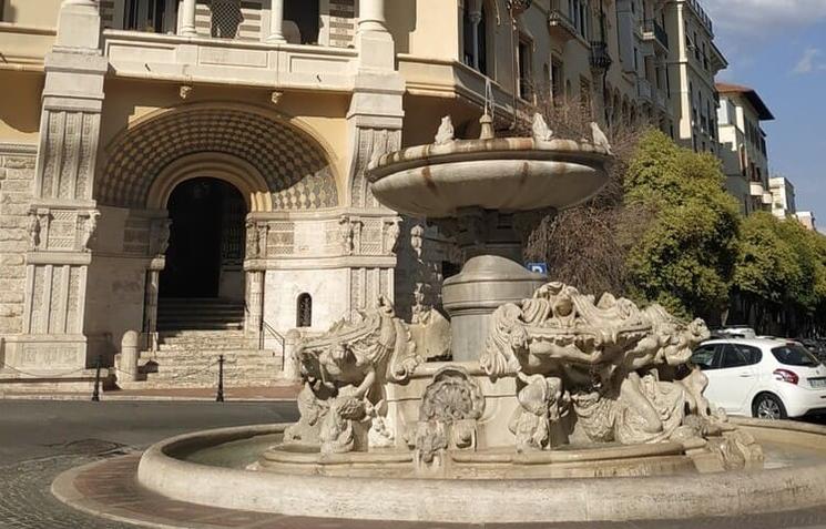 fontaine grenouilles rome