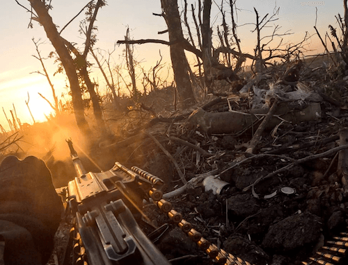 le spectateur au coeur de la guerre en Ukraine 