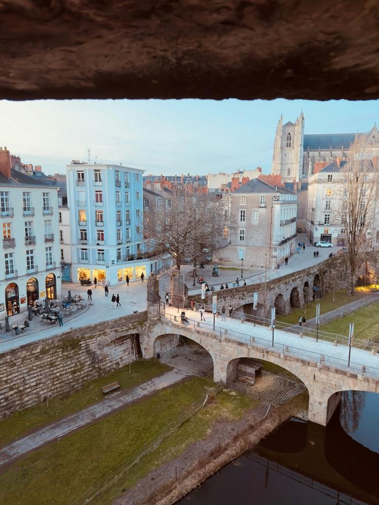 la culture de Nantes est partout avec un château en plein centre 