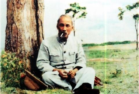 Ho Chi Minh fumait