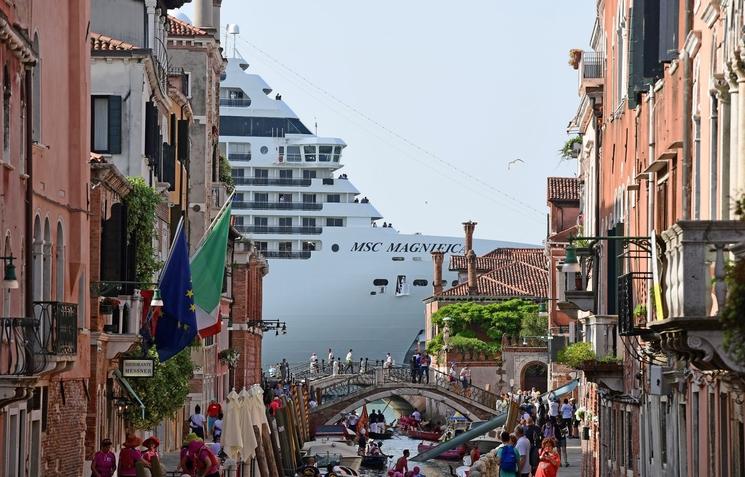 Les Navires de croisière prohibés à Venise