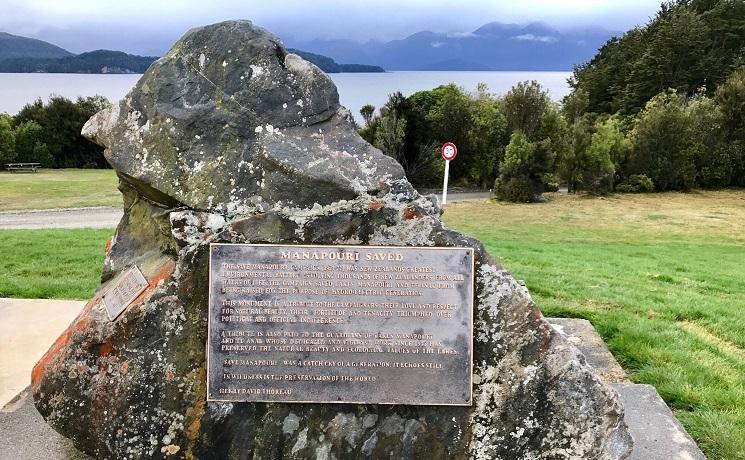 lutte environnementale lac Manapouri