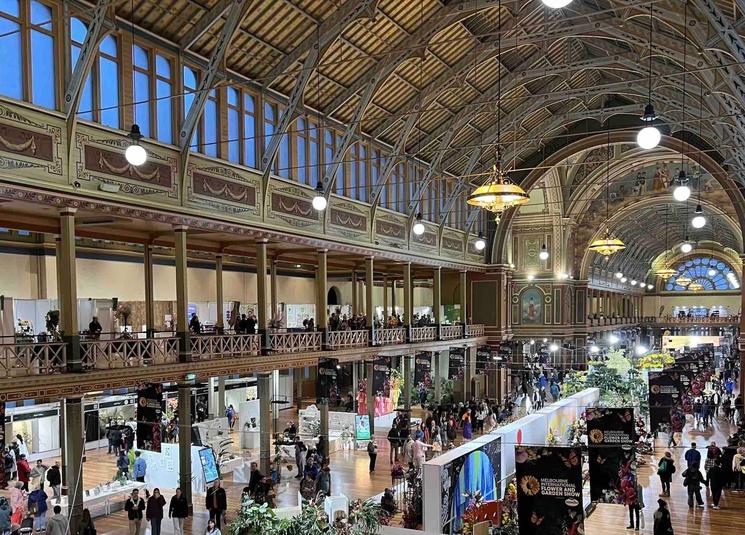 interieur du Palais Royal des Expositions pendant le festival international des jardins et des fleurs