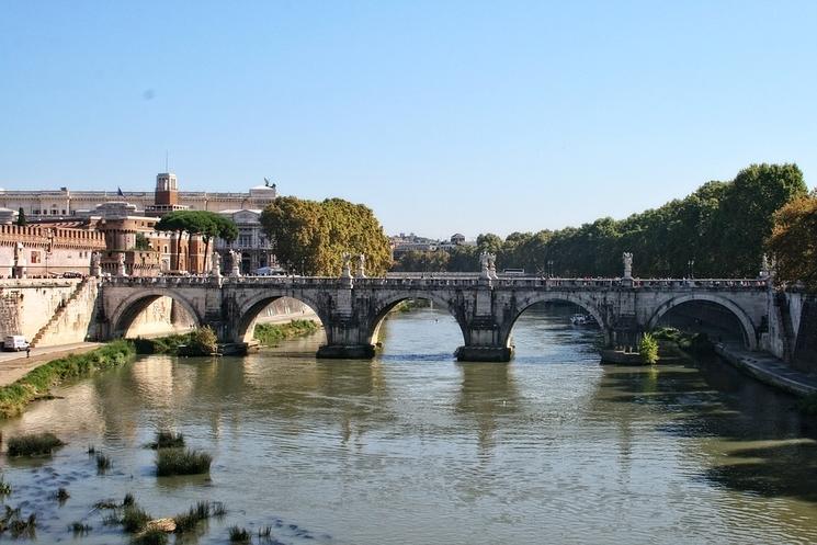 Le pont Saint Ange à Rome