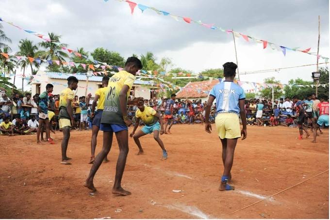 Une équipe de Kabbadi sur le terrain à Madurai