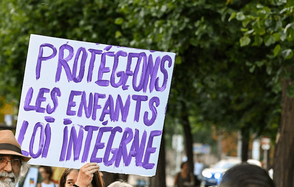 la loi intégrale en passe de vote en France 