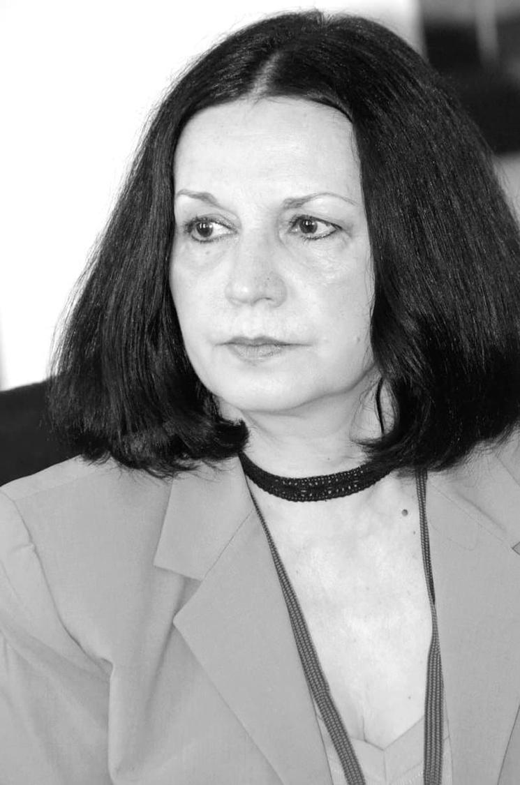 magda carneci