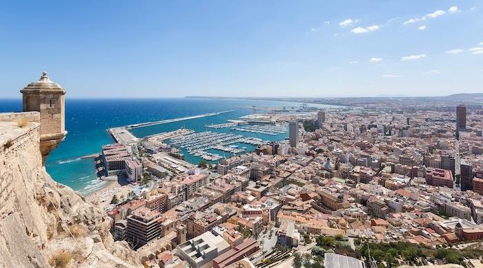 port d'alicante vu d'en haut