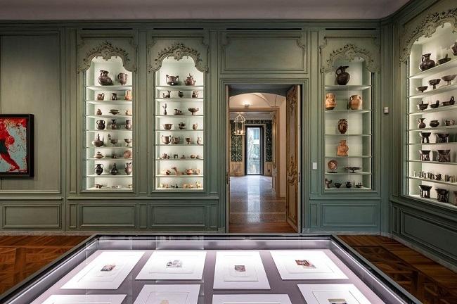 salle en boiserie du musée étrusque