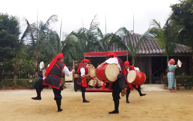 Okinawa danse traditionnelle 