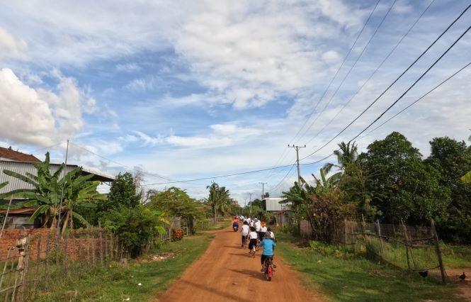 Pédaler avec les enfants