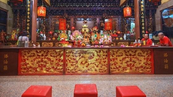 offrandes dans un temple chinois
