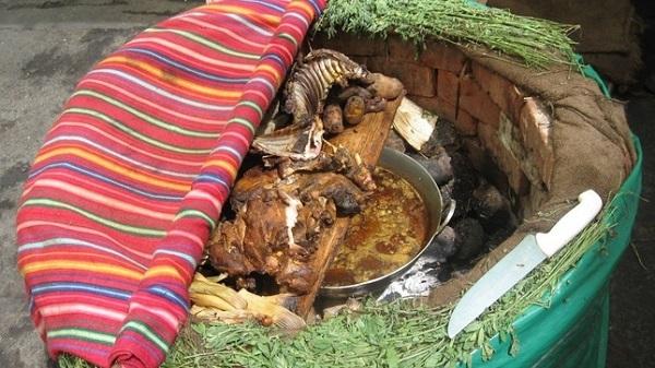 La Pachamanca, une spécialité gastronomique des Andes reconnue nationalement au Pérou