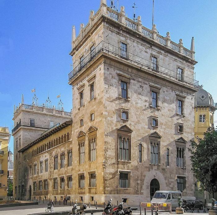 palais de la generalitat à valencia