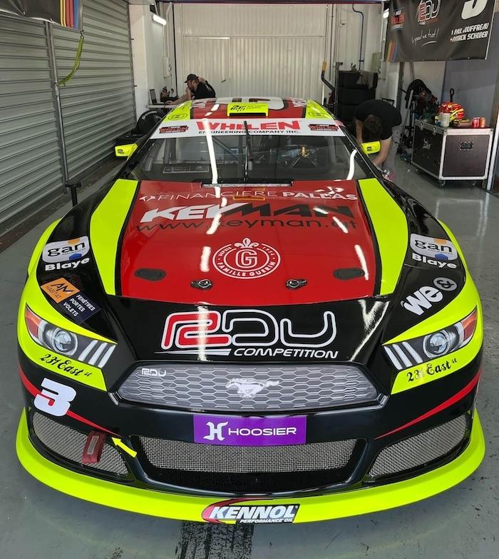 voiture de Paul Jouffreau à l'euronascar