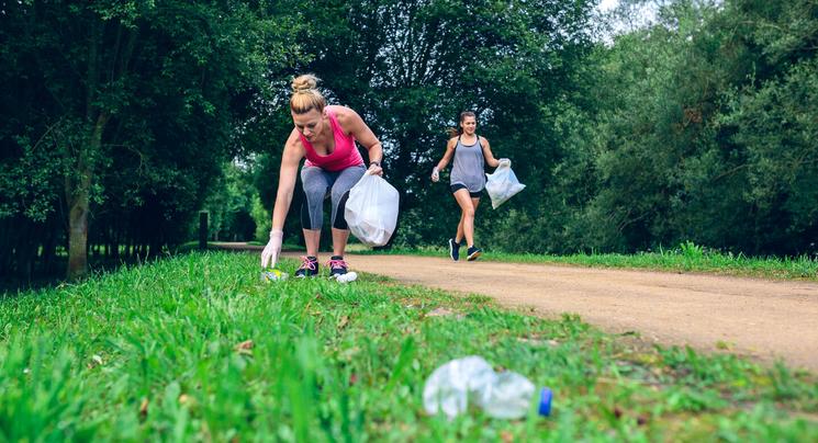 je fais du sport tout en sauvant la planète avec le plogging