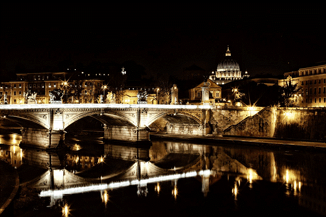 pont de rome éclairé de nuit