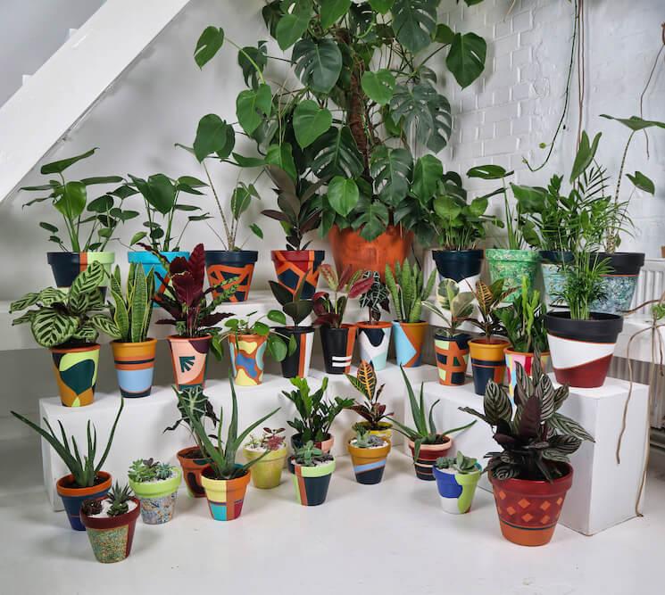 Les pots peints par Mona et Lamine 