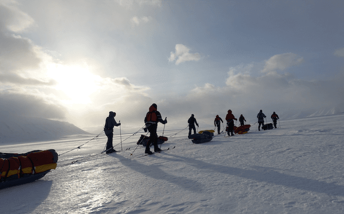 L'équipe se dirige vers la banquise