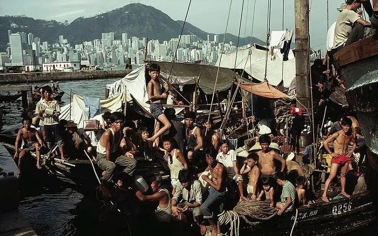 refugies en bateau a hong kong