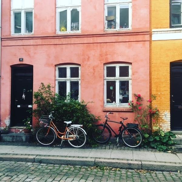 rue maisons facades colorées Copenhague 