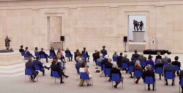 La cérémonie d'inauguration du mémorial le 6 juin 2021