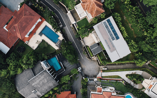 Vue de haut du quartier Bukit Timah à Singapour.