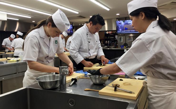 sushi school tokyo