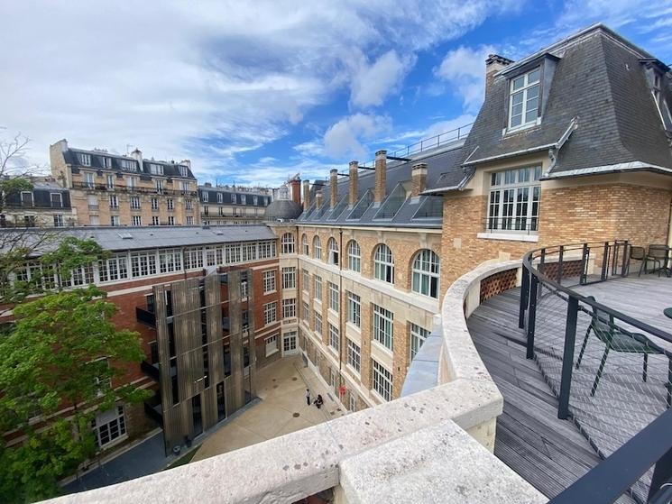 la terrasse de Paris School of Business - C.Canonne 