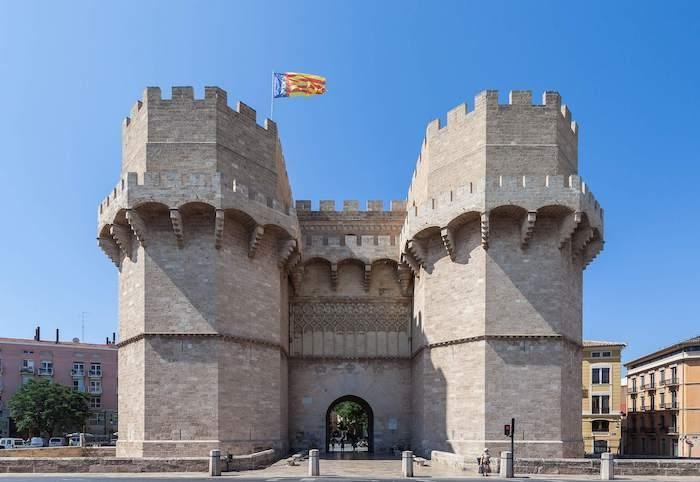 les deux tours de Serranos à Valencia