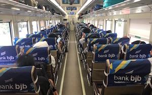 partir train Jakarta