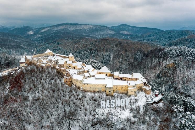 forteresse médiévale rasnov roumanie tourisme transylvanie