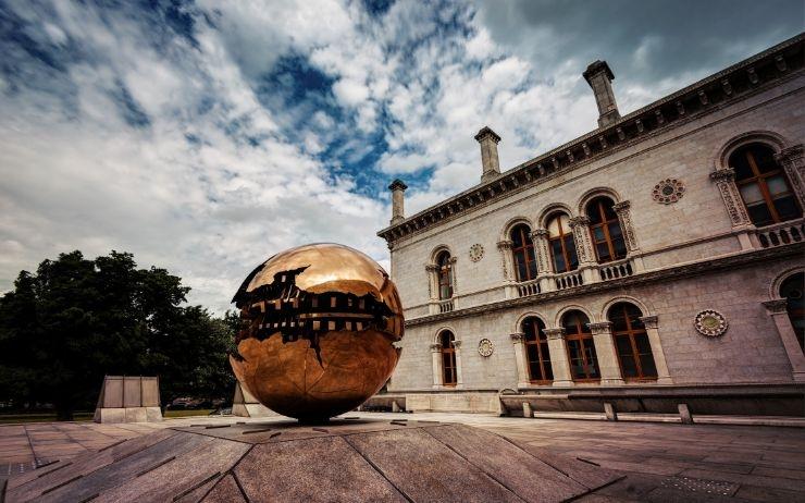 Trinity College Dublin