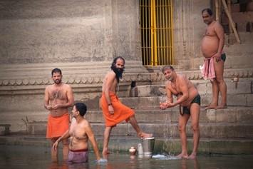 bain gange varanasi india inde