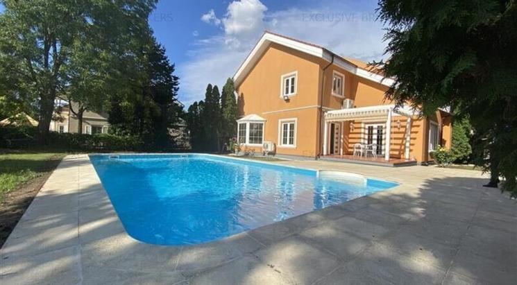 villa avec piscine Pipera Bucarest