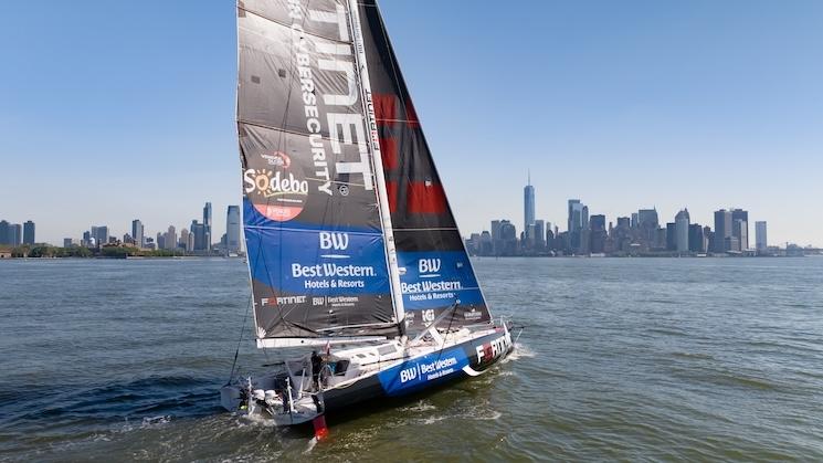 Un bateau de voile à New York