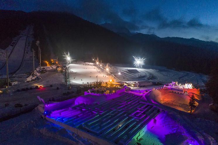 Snowlandia labyrinthe saut à ski