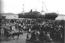 1896, un premier bateau avec 163 Javanais a Noumea pour venir travailler