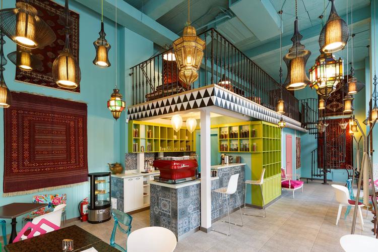 cafés solidaires bucarest roumanie