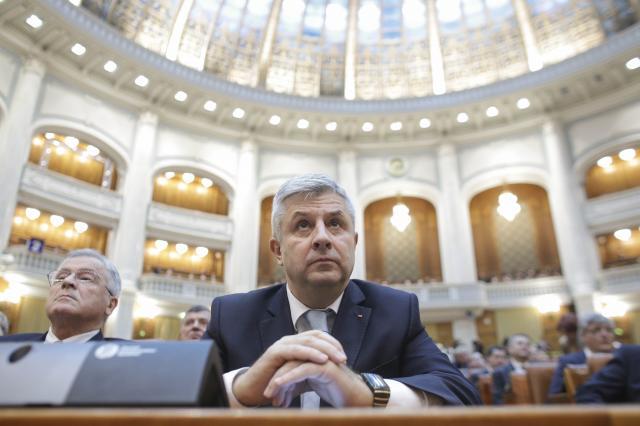 171211_SEDINTA_SOLEMNA_REGELE__20171213163143