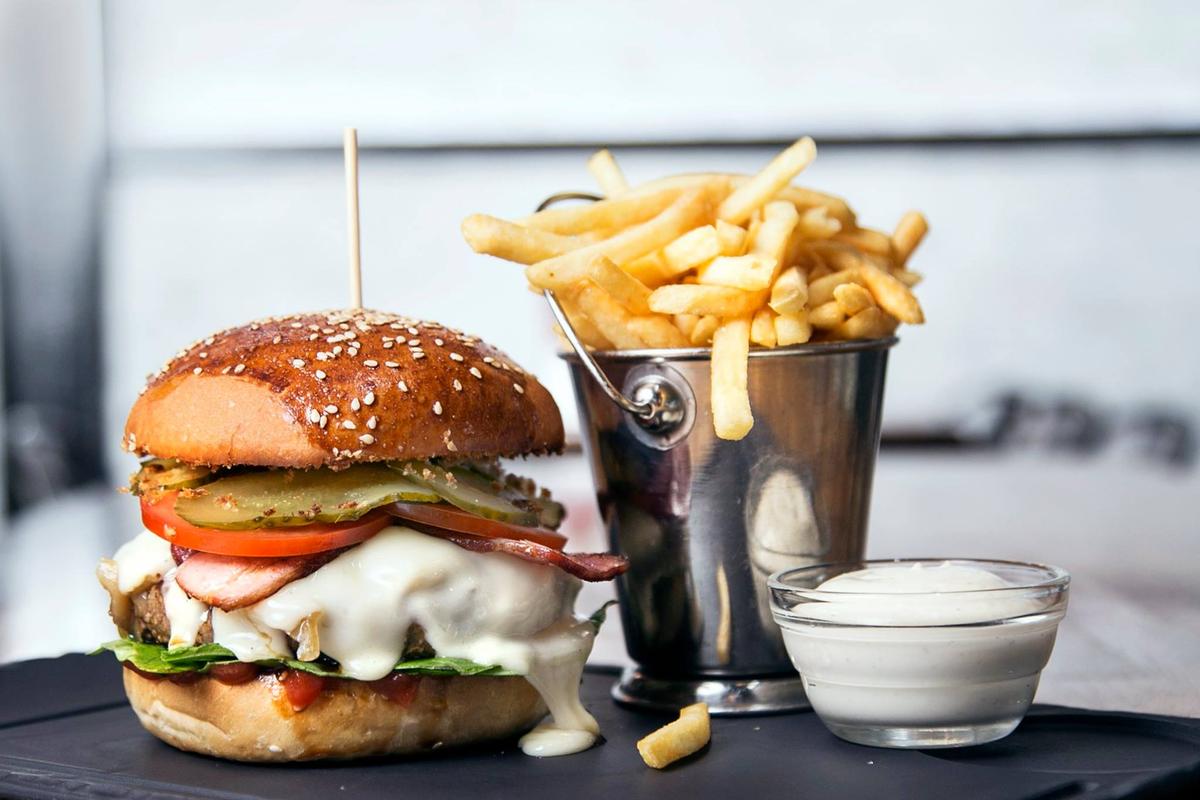 BUCAREST DE POCHE - Top 3 des meilleurs burgers de la ville