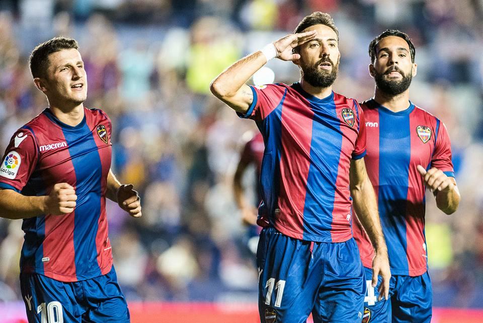 Moralès après son penalty transformé