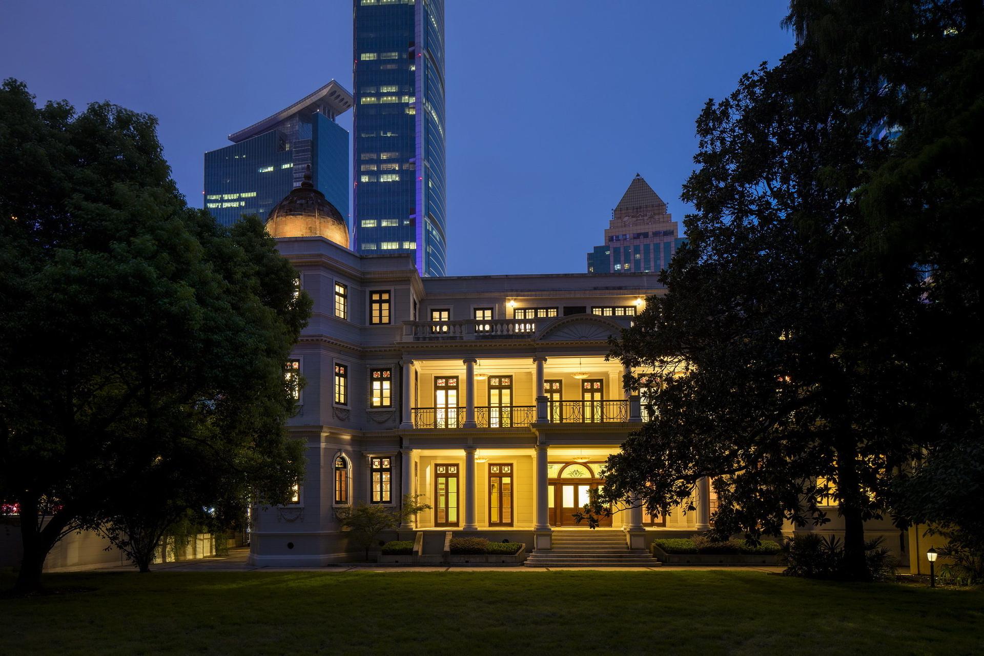 prada-shanghai-architecture