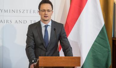 le-ministre-hongrois-des-affaires-etrangeres