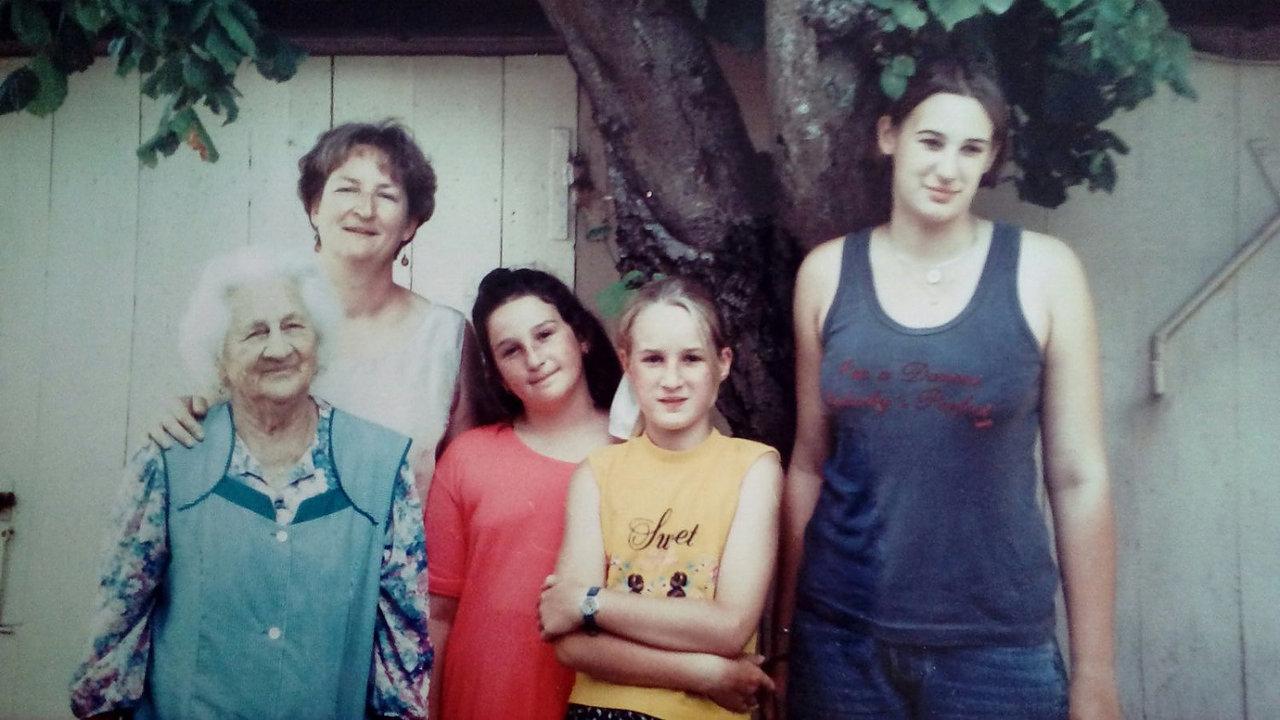 expat - expatrié - francophone - french - français - R-U - UK - Angleterre - Great - Britain - journal - News - information - actualité - communauté - magazine - Londres - Emilie Perraudeau - The Art Fabric - one woman show - humour