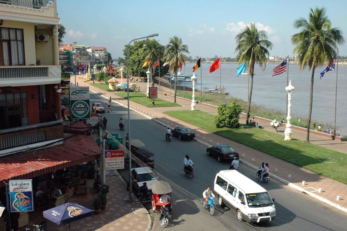 28312148_10204249642199448_880889630_o